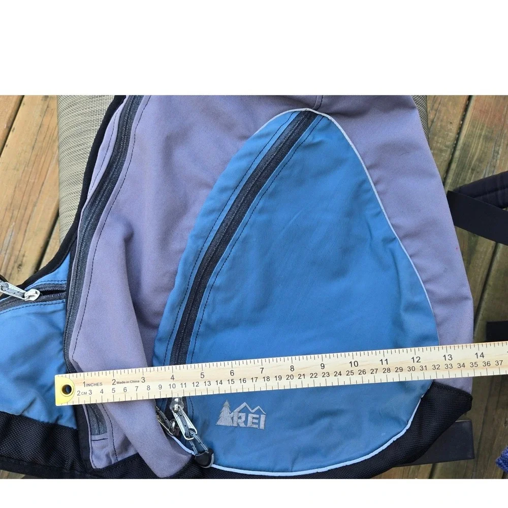 REI Sling Backpack Blue Grey Single Strap Crossbody Daypack Hiking Bag